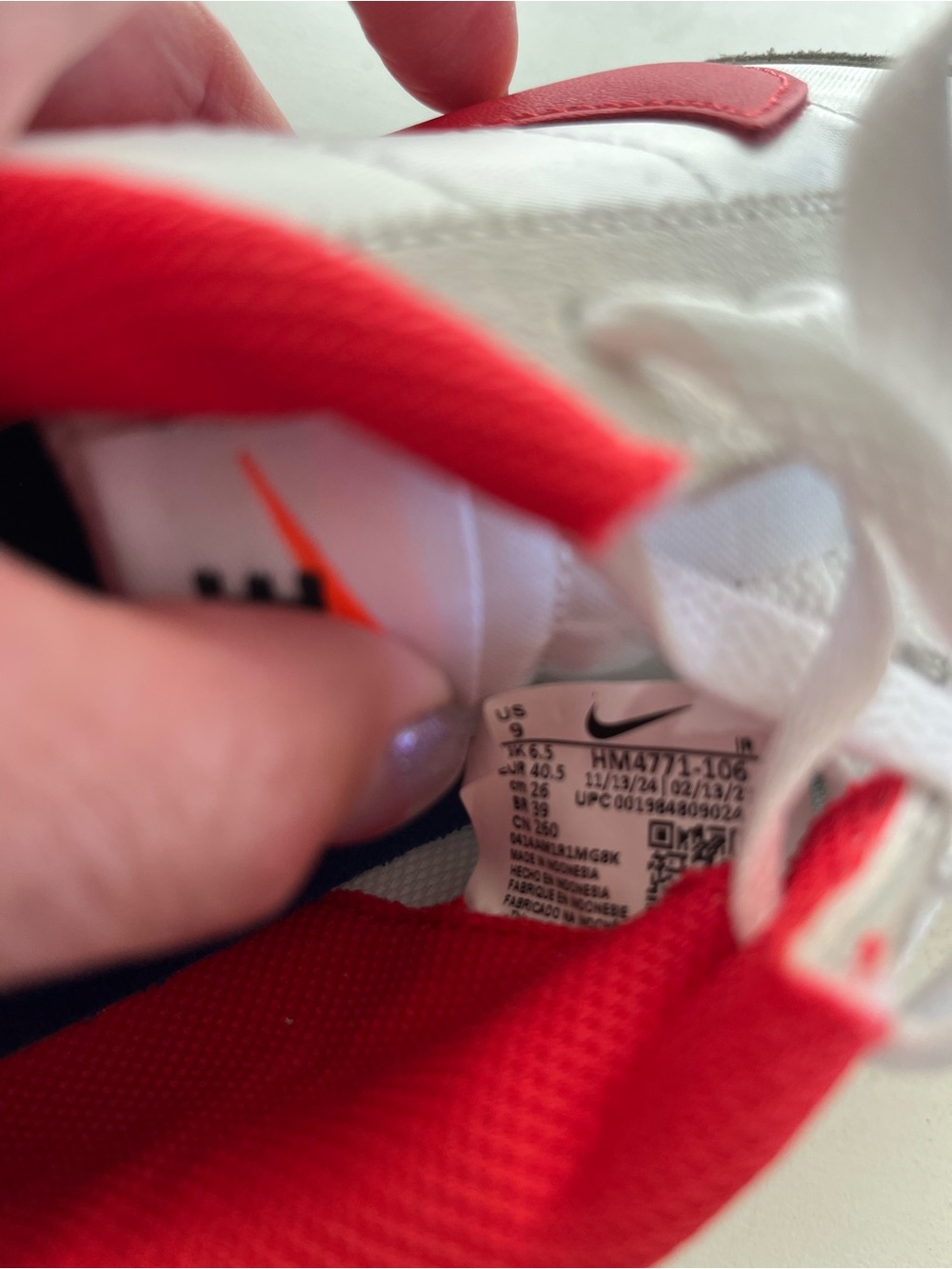 Nike White Sneakers with Red Accents - Picture 7 of 9